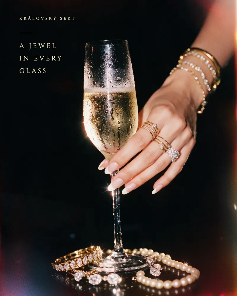 Královský sekt: příspěvek „A jewel in every glass“